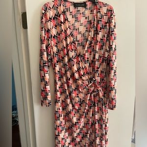 BLACK LABEL by EVAN-PICONE Size 10 Coral & Black Faux Wrap 3/4 Sleeve Dress